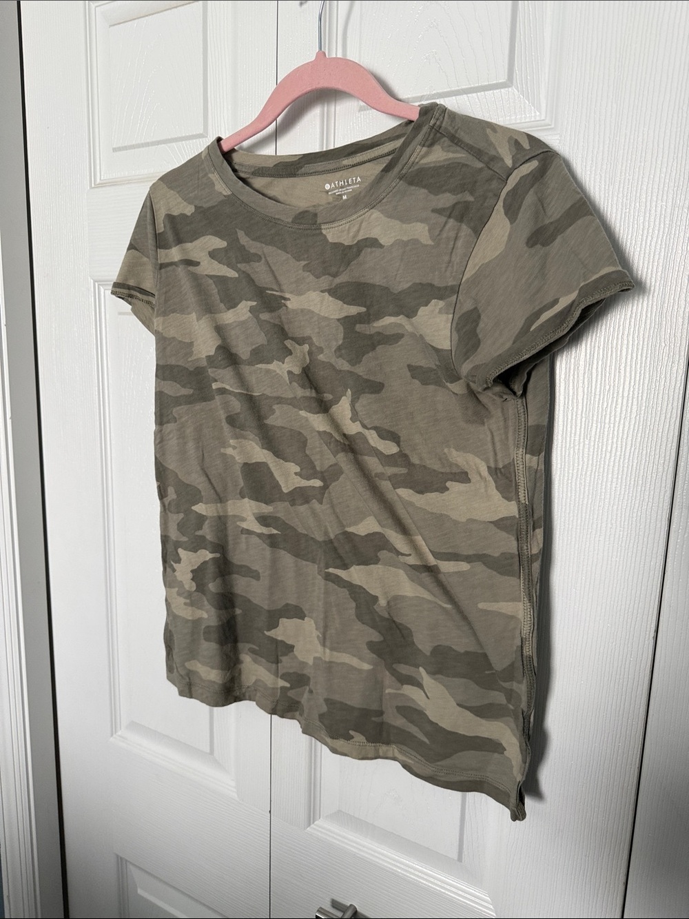 Athleta Olive & Khaki Camo Short Sleeve Tee